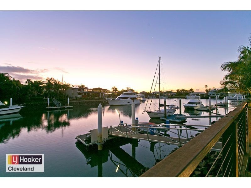 5 Captains Court, Raby Bay QLD 4163