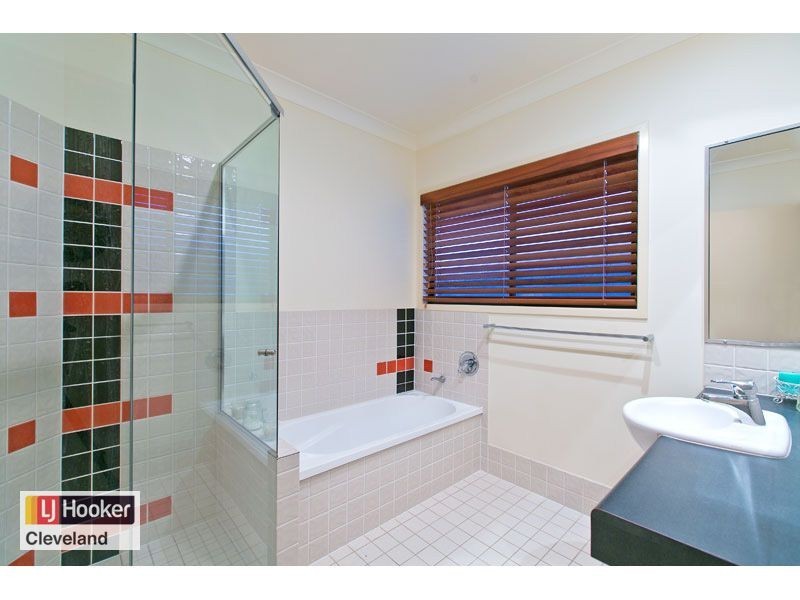 20 Cleveland Tce, Ormiston QLD 4160