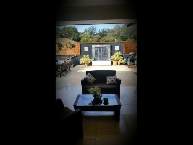 25 Caswell Crescent, Redland Bay QLD 4165