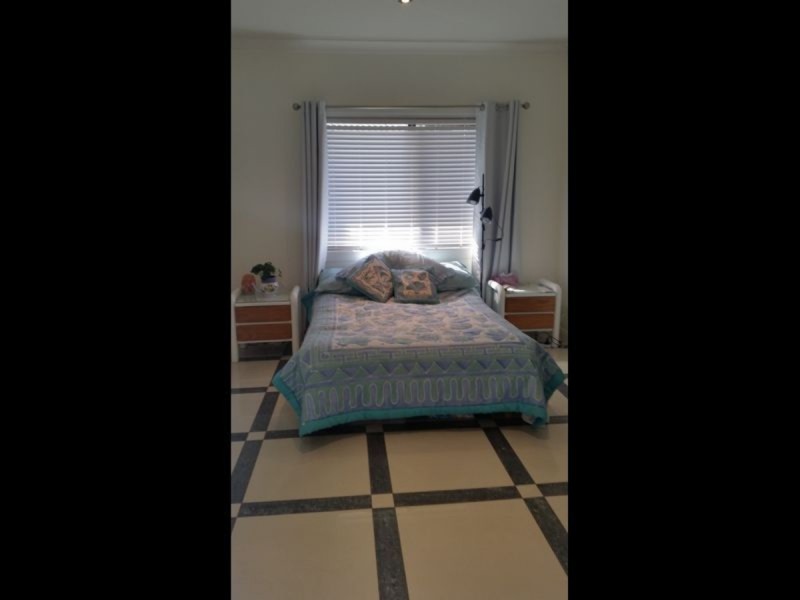 25 Caswell Crescent, Redland Bay QLD 4165