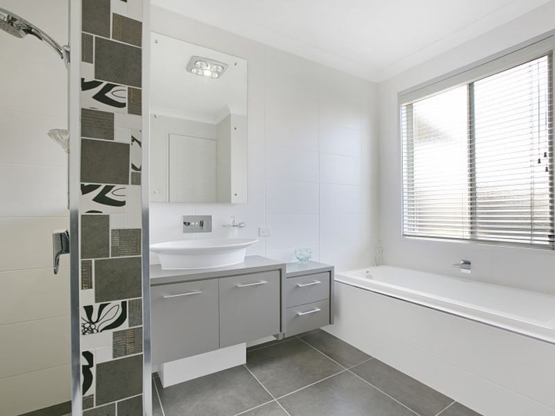 19 George Thorn Dr, Thornlands QLD 4164