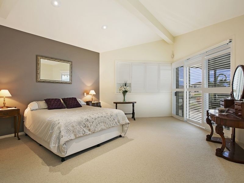 30 Anchorage Drive, Raby Bay QLD 4163