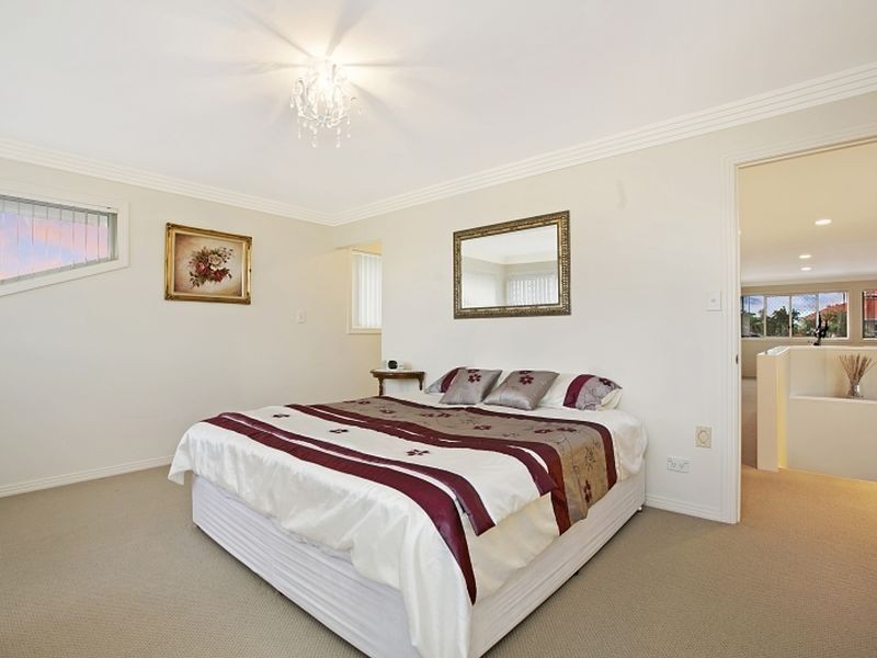 30 Anchorage Drive, Raby Bay QLD 4163