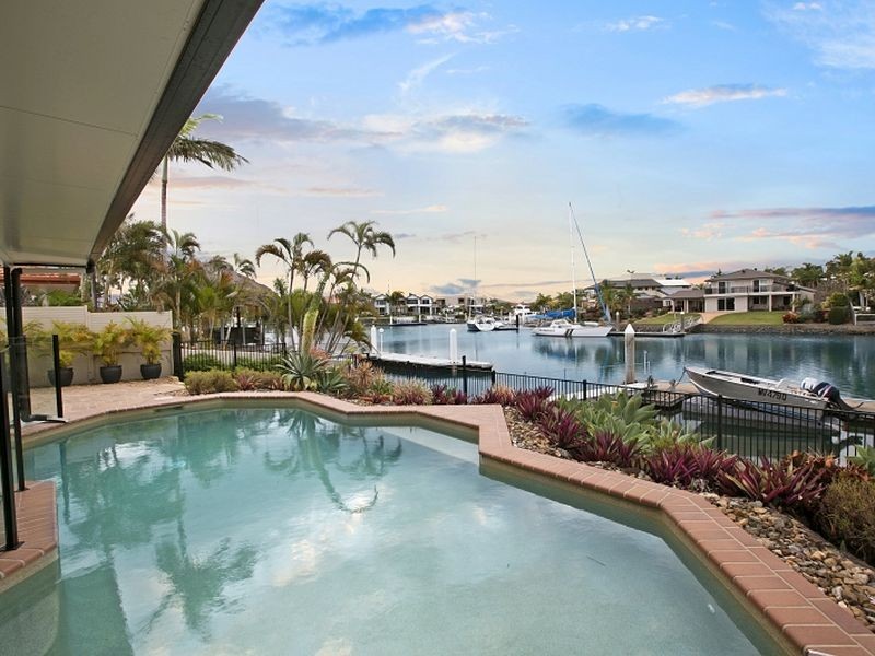 30 Anchorage Drive, Raby Bay QLD 4163