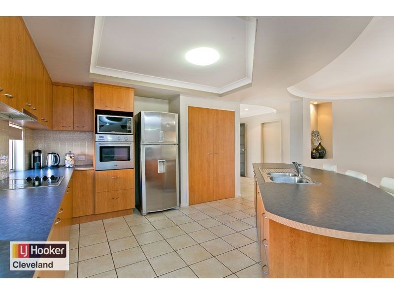 39 Seaholly Crescent, Victoria Point QLD 4165