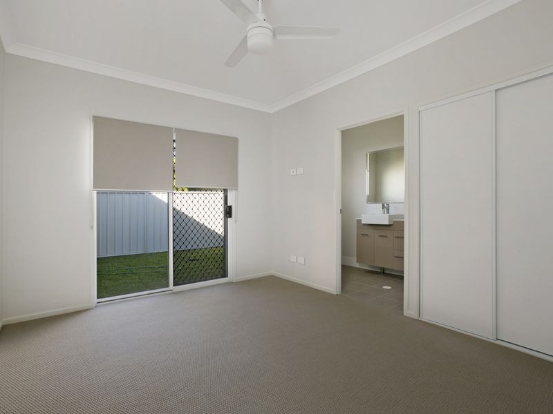 28 Marine Street, Redland Bay QLD 4165