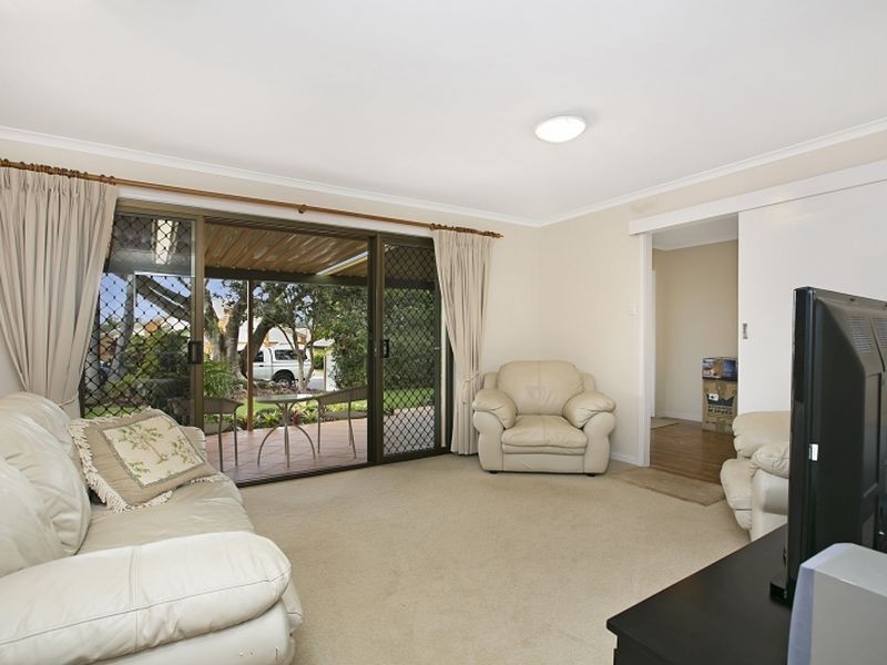 19 Vera Street, Redland Bay QLD 4165