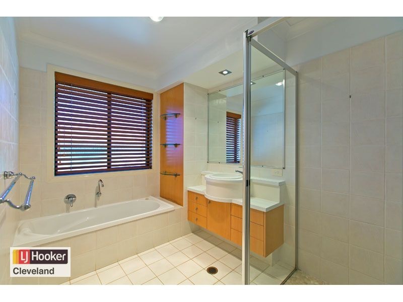 9 Bertson Crescent, Wellington Point QLD 4160