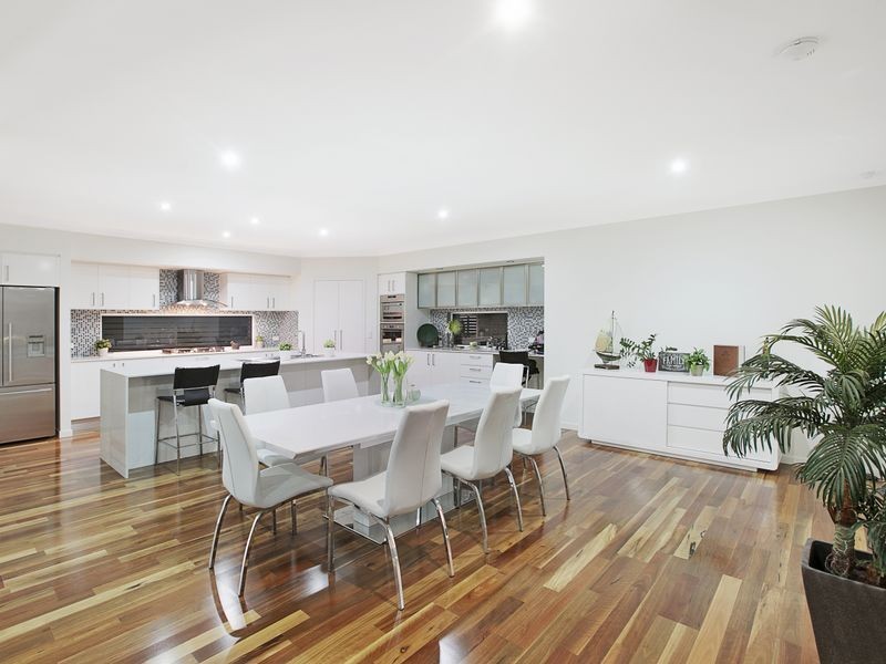 3 Creedin Court, Redland Bay QLD 4165