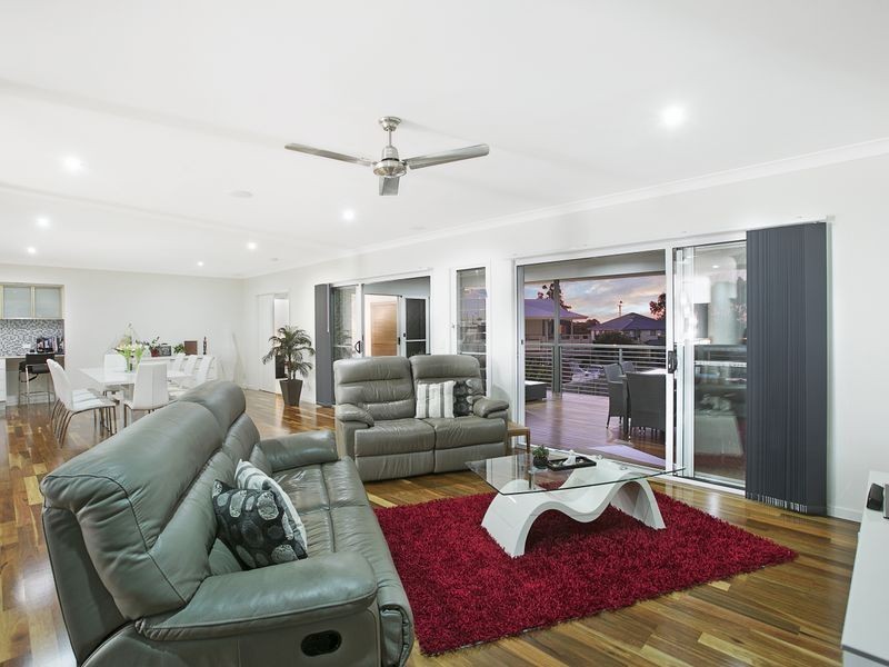 3 Creedin Court, Redland Bay QLD 4165