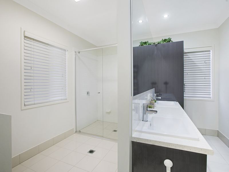 3 Creedin Court, Redland Bay QLD 4165