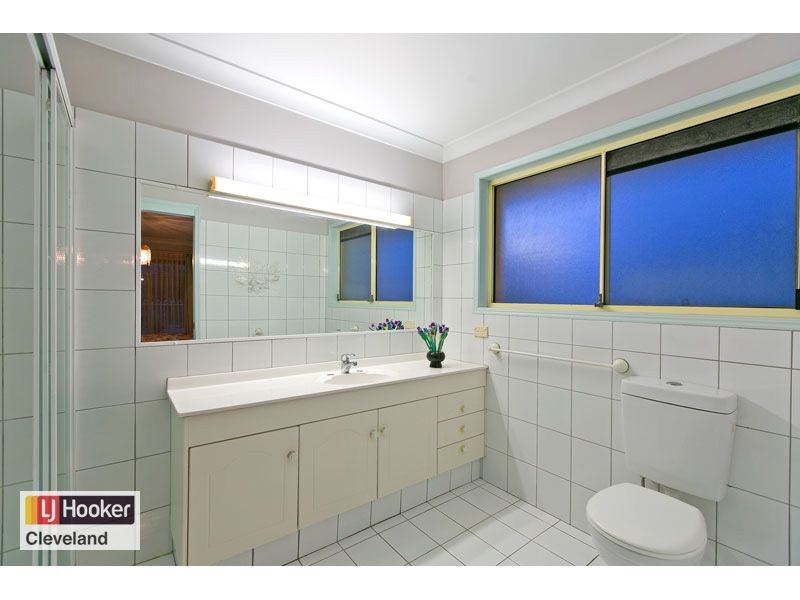 37 Mainroyal Court, Raby Bay QLD 4163