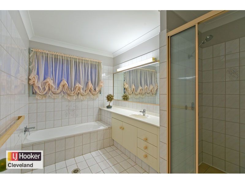 37 Mainroyal Court, Raby Bay QLD 4163