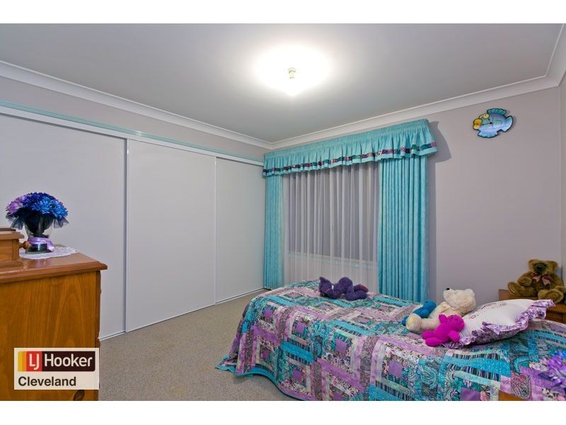 37 Mainroyal Court, Raby Bay QLD 4163