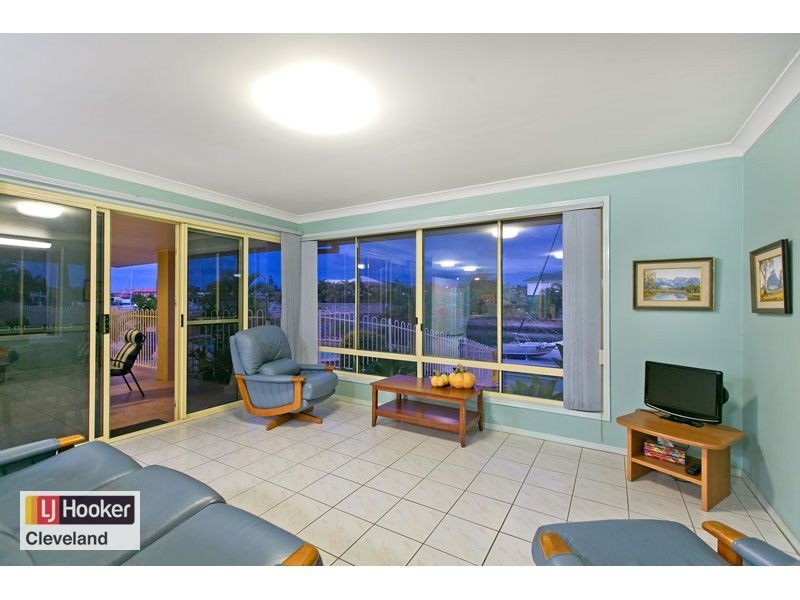 37 Mainroyal Court, Raby Bay QLD 4163