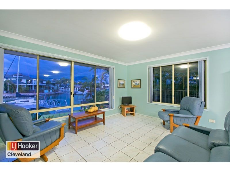 37 Mainroyal Court, Raby Bay QLD 4163