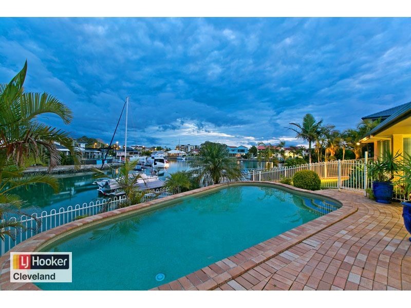 37 Mainroyal Court, Raby Bay QLD 4163