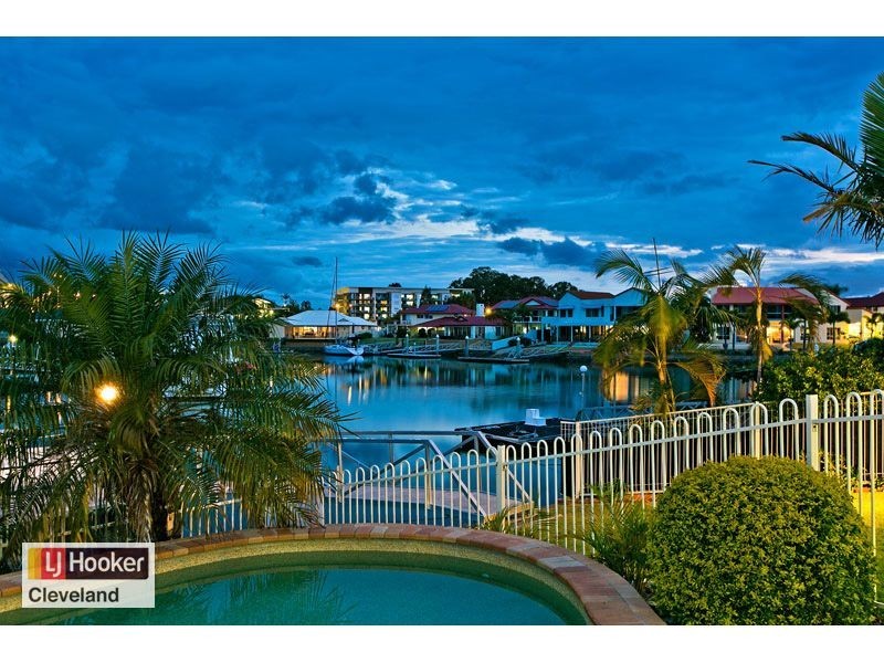 37 Mainroyal Court, Raby Bay QLD 4163
