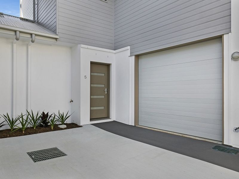 27 Freeth Street East, Ormiston QLD 4160