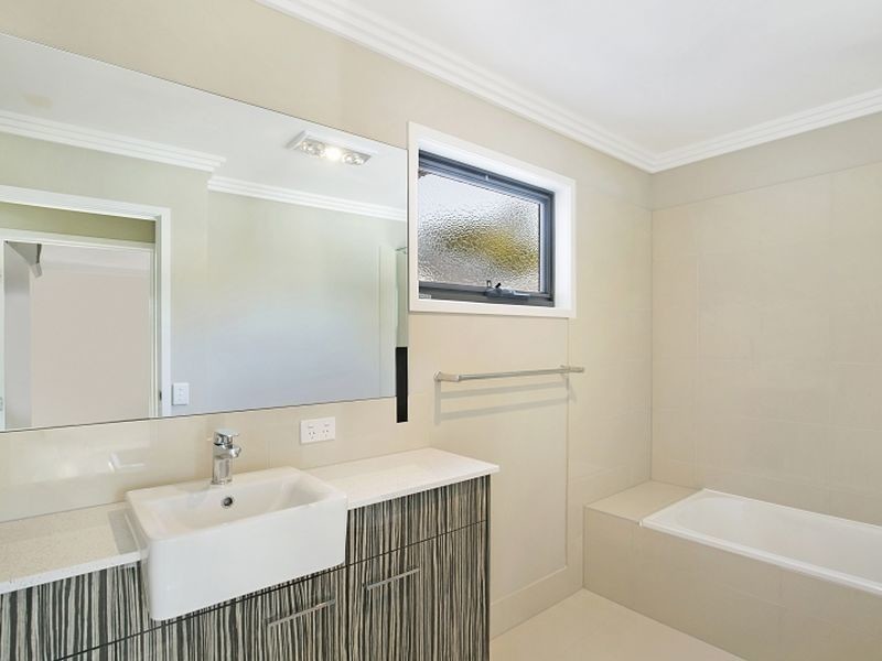 27 Freeth Street East, Ormiston QLD 4160