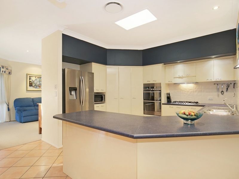 8 The Rampart, Redland Bay QLD 4165