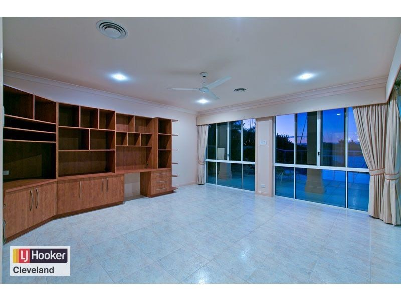 5 Martingale Court, Raby Bay QLD 4163