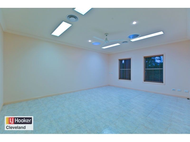 5 Martingale Court, Raby Bay QLD 4163