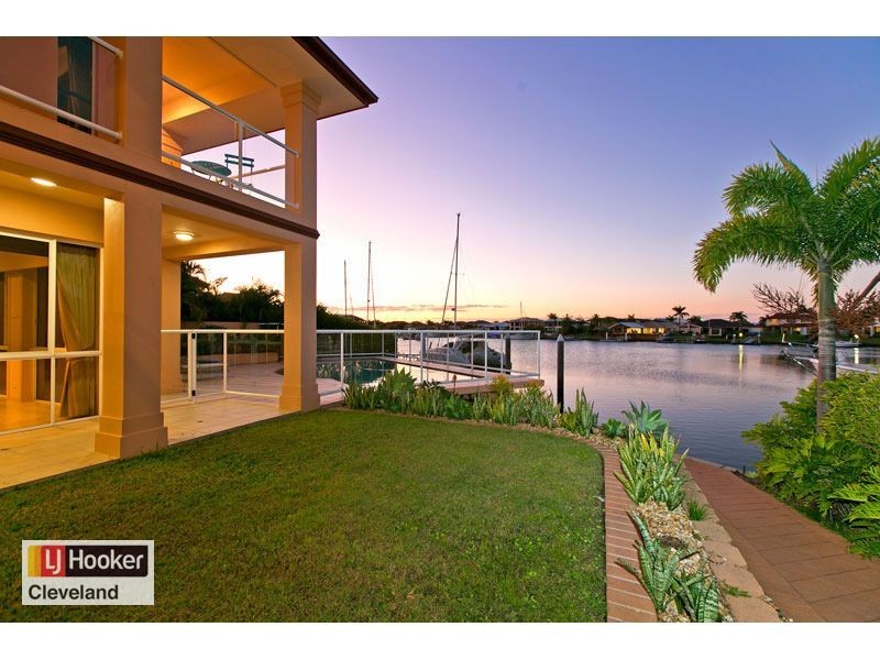 5 Martingale Court, Raby Bay QLD 4163