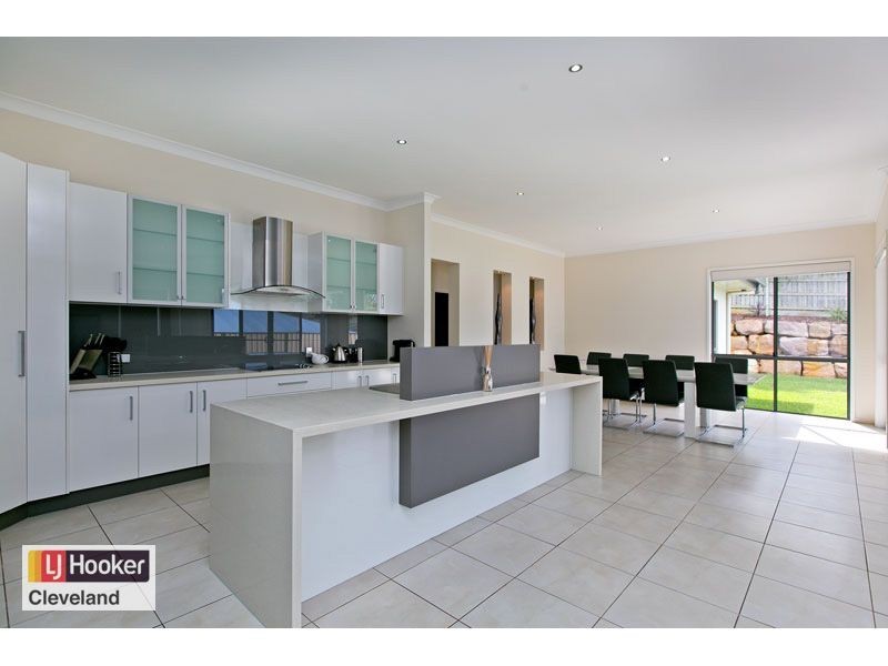 27 Aquila Street, Redland Bay QLD 4165