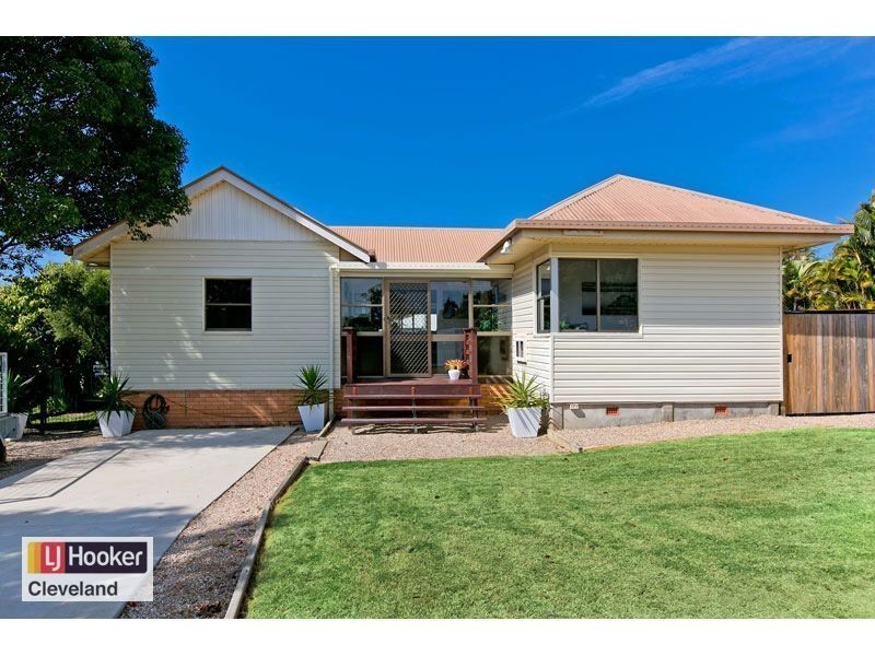 96 Collins Street, Redland Bay QLD 4165