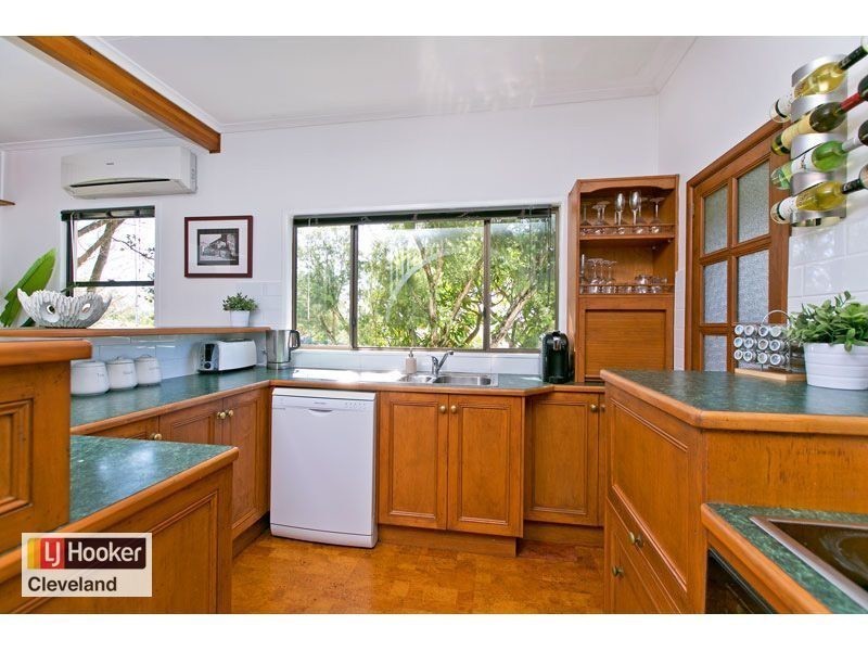 96 Collins Street, Redland Bay QLD 4165