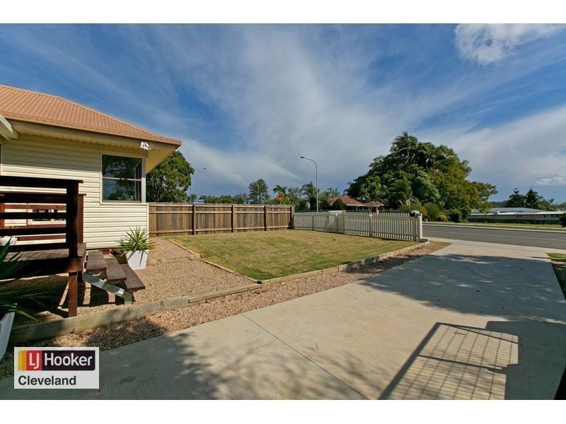 96 Collins Street, Redland Bay QLD 4165