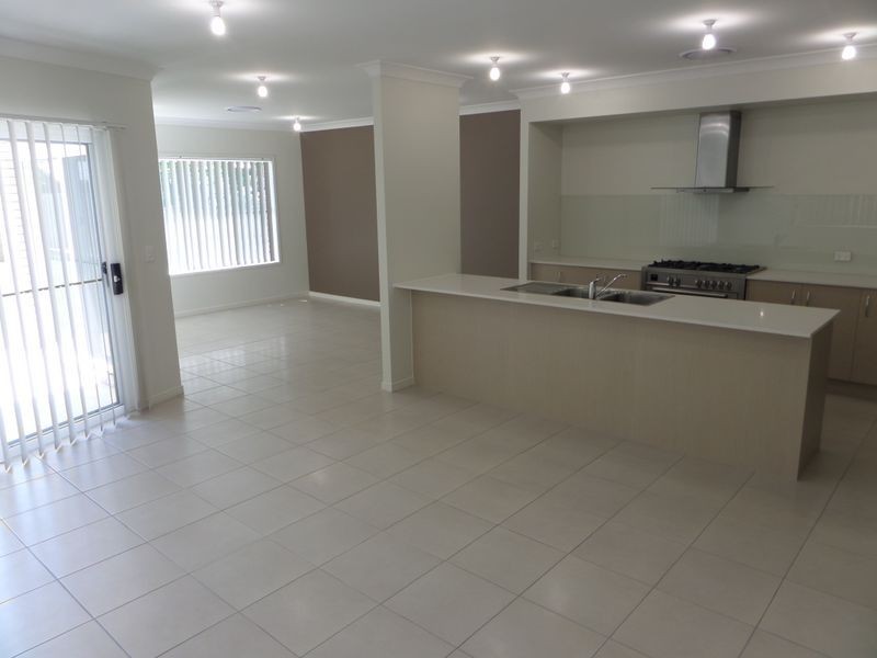 443 Main Road, Wellington Point QLD 4160