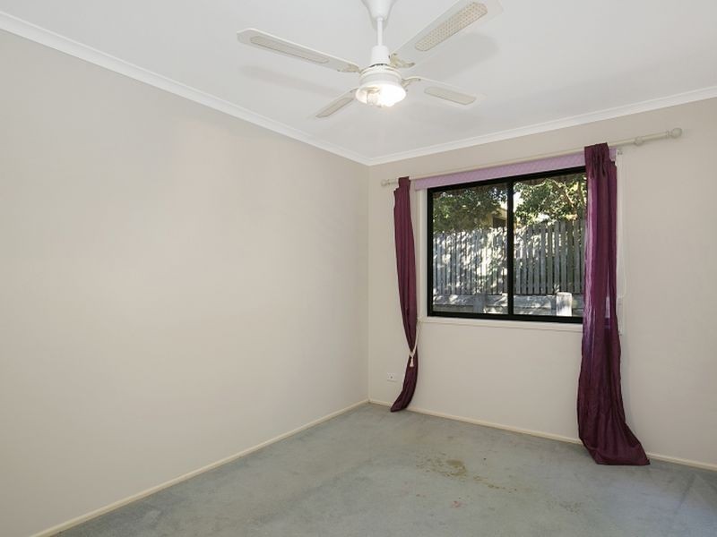 4 Riseborough Terrace, Cleveland QLD 4163