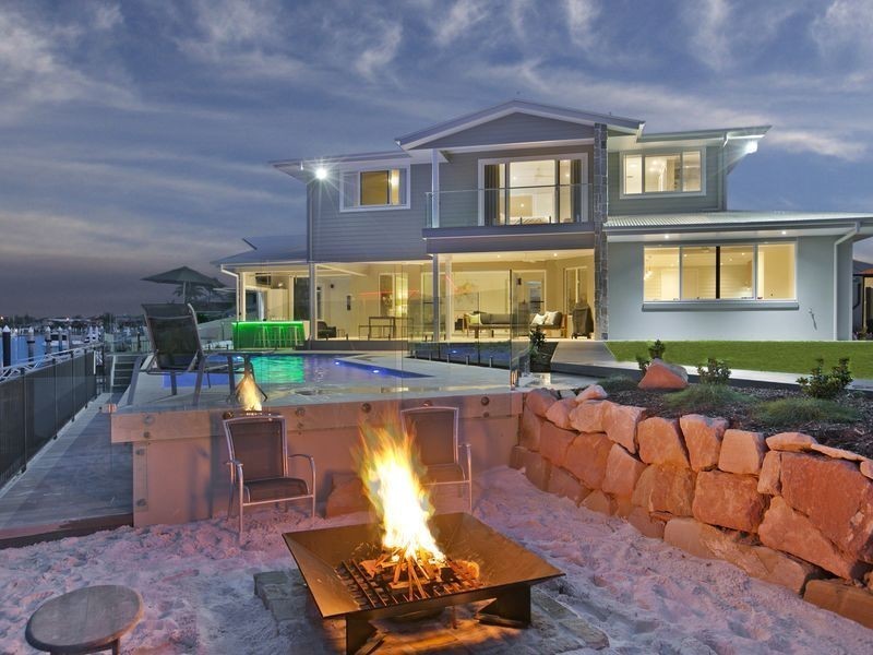 24 Voyagers Court, Raby Bay QLD 4163