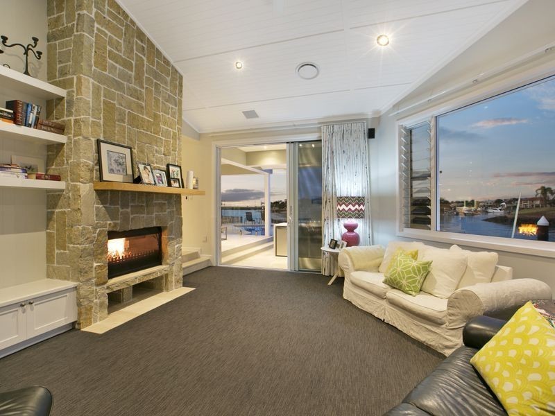 24 Voyagers Court, Raby Bay QLD 4163