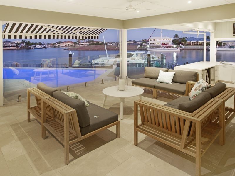 24 Voyagers Court, Raby Bay QLD 4163