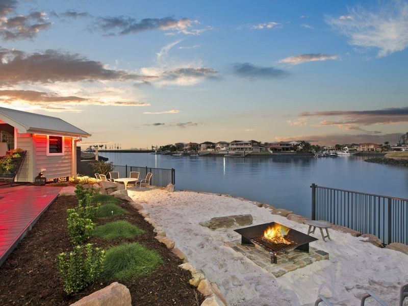 24 Voyagers Court, Raby Bay QLD 4163