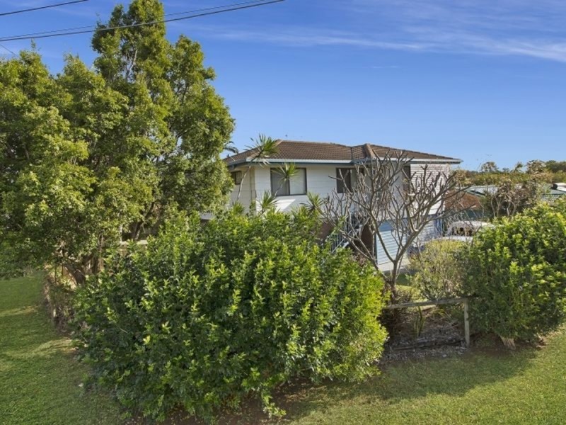 16 Joslin Street, Birkdale QLD 4159