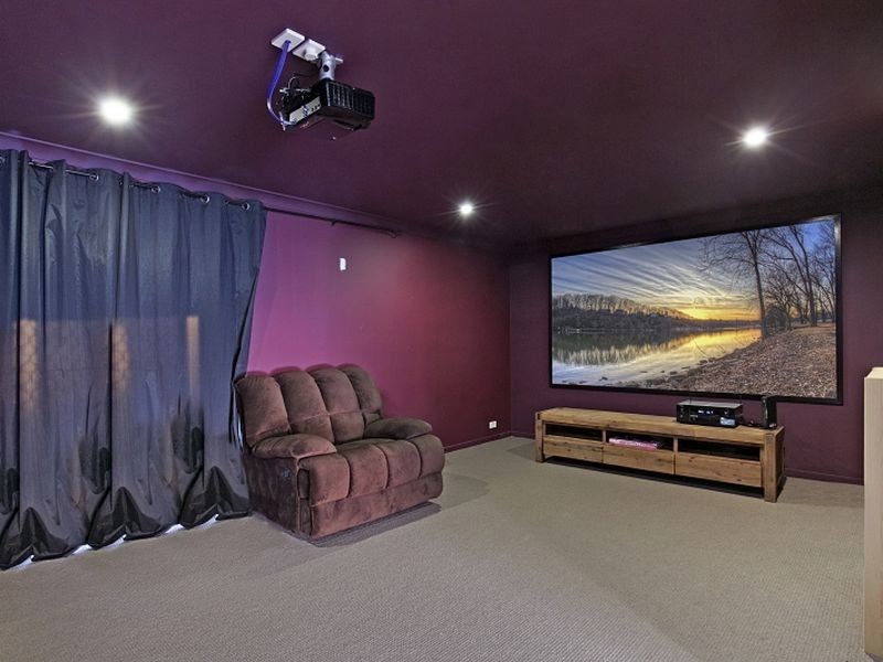 18 Bollard Court, Raby Bay QLD 4163