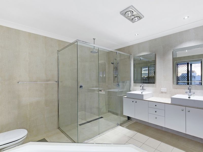 18 Bollard Court, Raby Bay QLD 4163