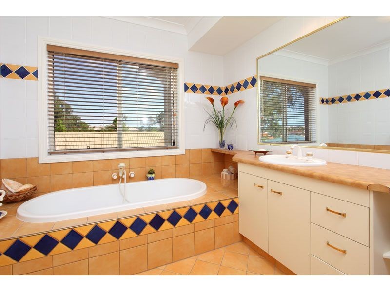 28 Nelson Street, Ormiston QLD 4160