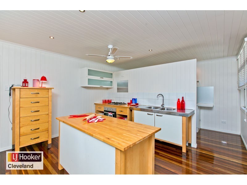 14 Base Street, Victoria Point QLD 4165