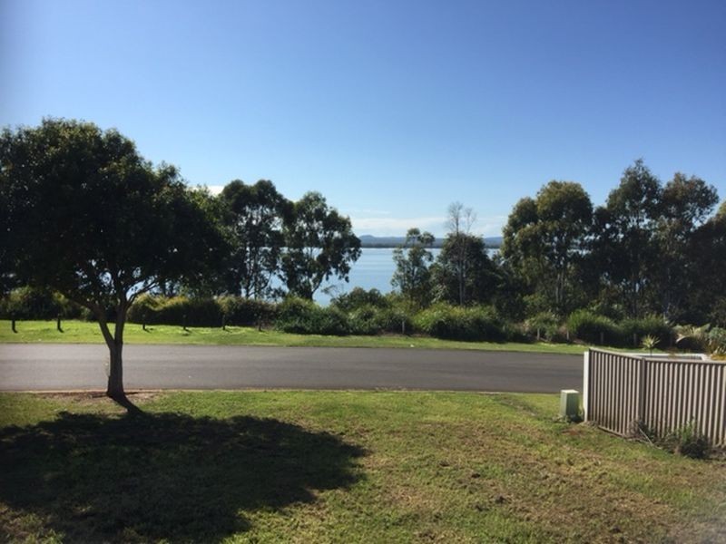 29 Wilson Esplanade, Redland Bay QLD 4165