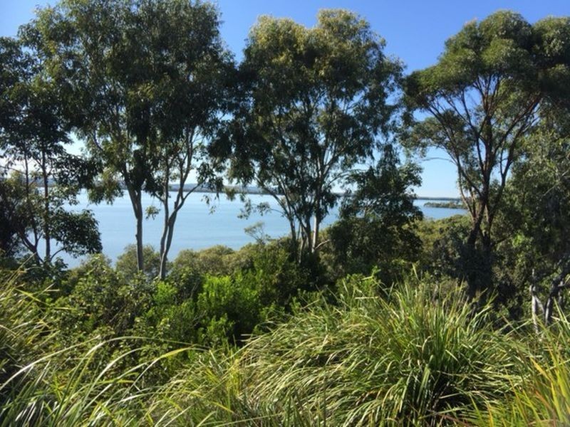 29 Wilson Esplanade, Redland Bay QLD 4165