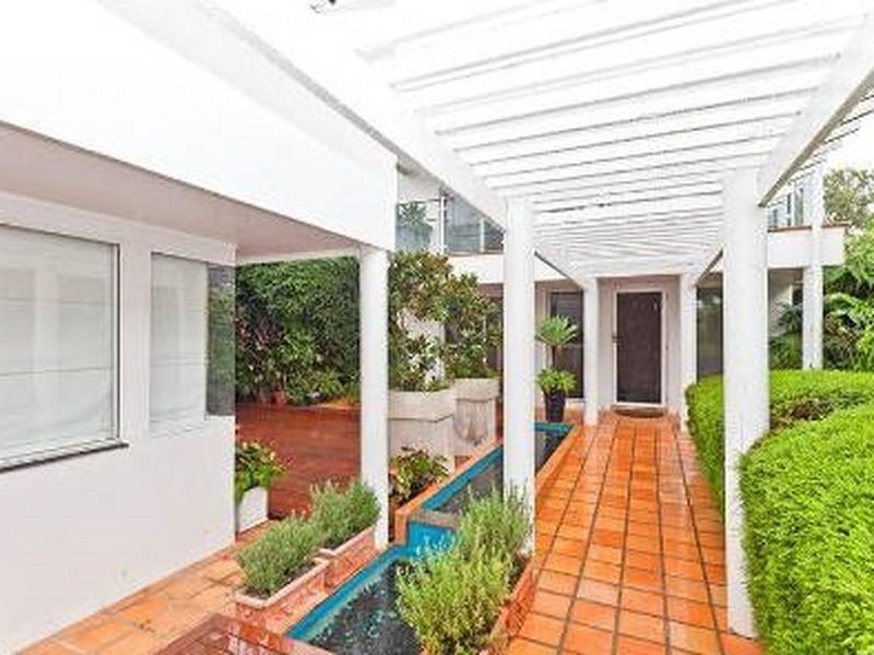 16 Oak Street, Ormiston QLD 4160