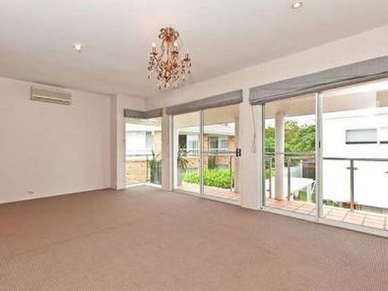 16 Oak Street, Ormiston QLD 4160