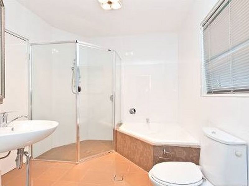 16 Oak Street, Ormiston QLD 4160