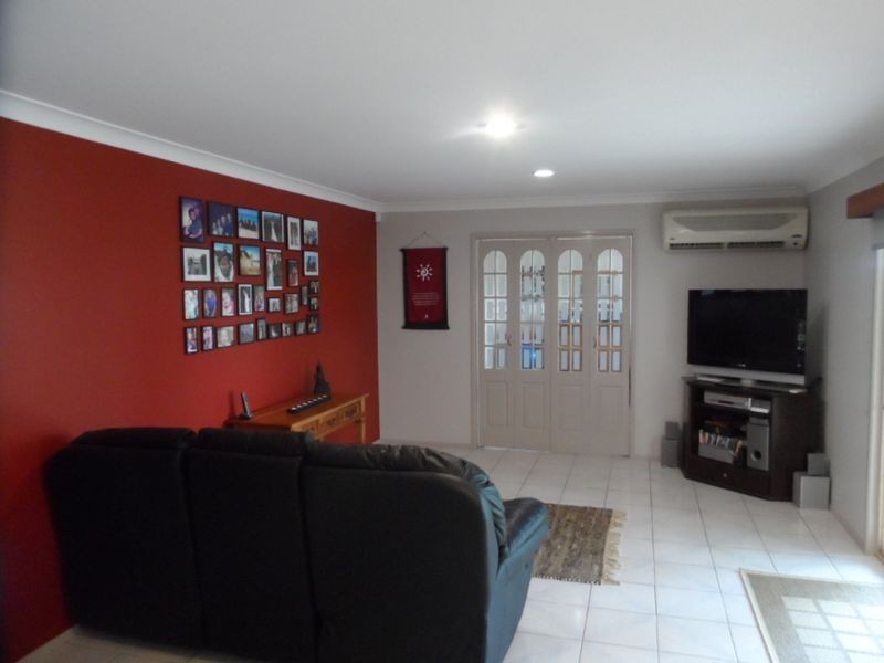 12 Champagne Crescent, Thornlands QLD 4164