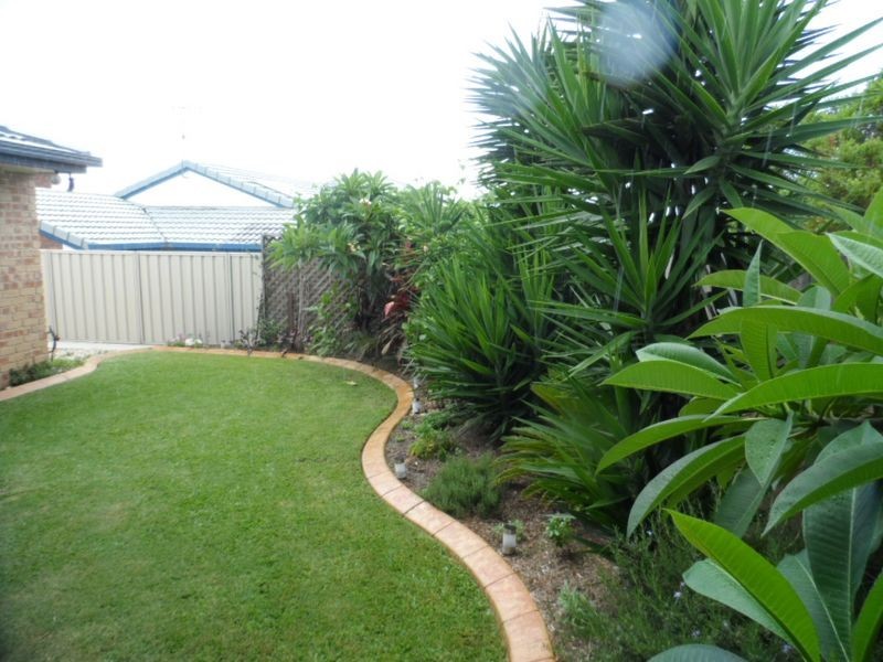 12 Champagne Crescent, Thornlands QLD 4164